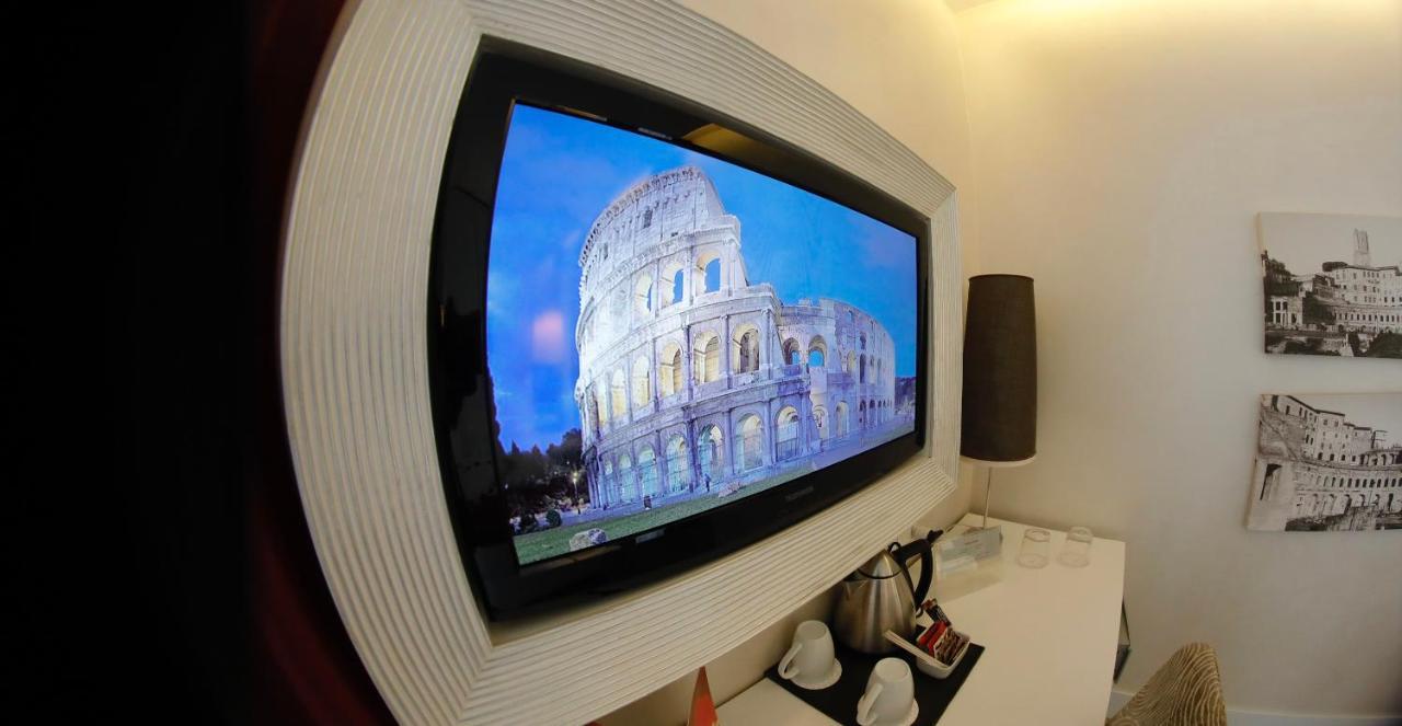 Tullia&Prisca Relais Hotel โรม ภายนอก รูปภาพ