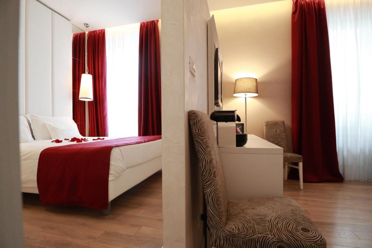 Tullia&Prisca Relais Hotel โรม ภายนอก รูปภาพ