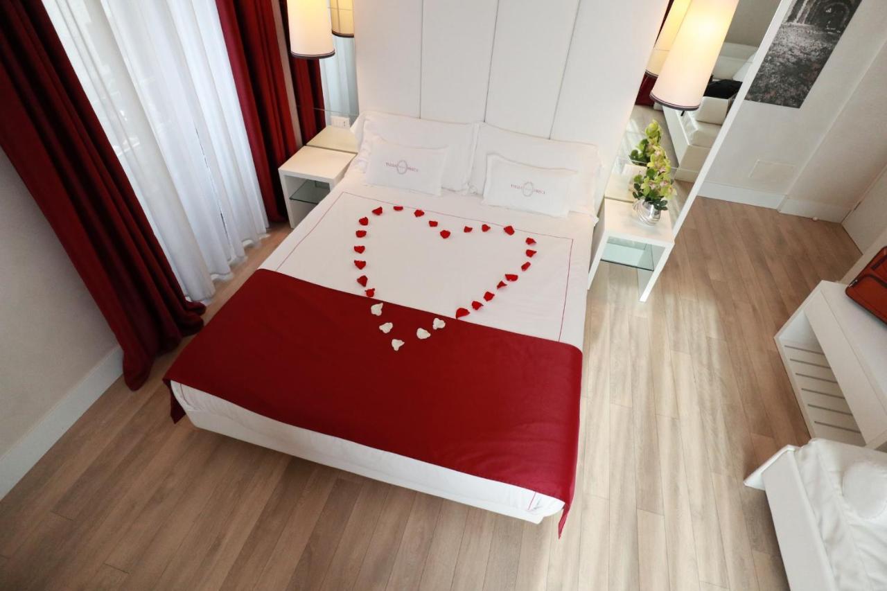 Tullia&Prisca Relais Hotel โรม ภายนอก รูปภาพ