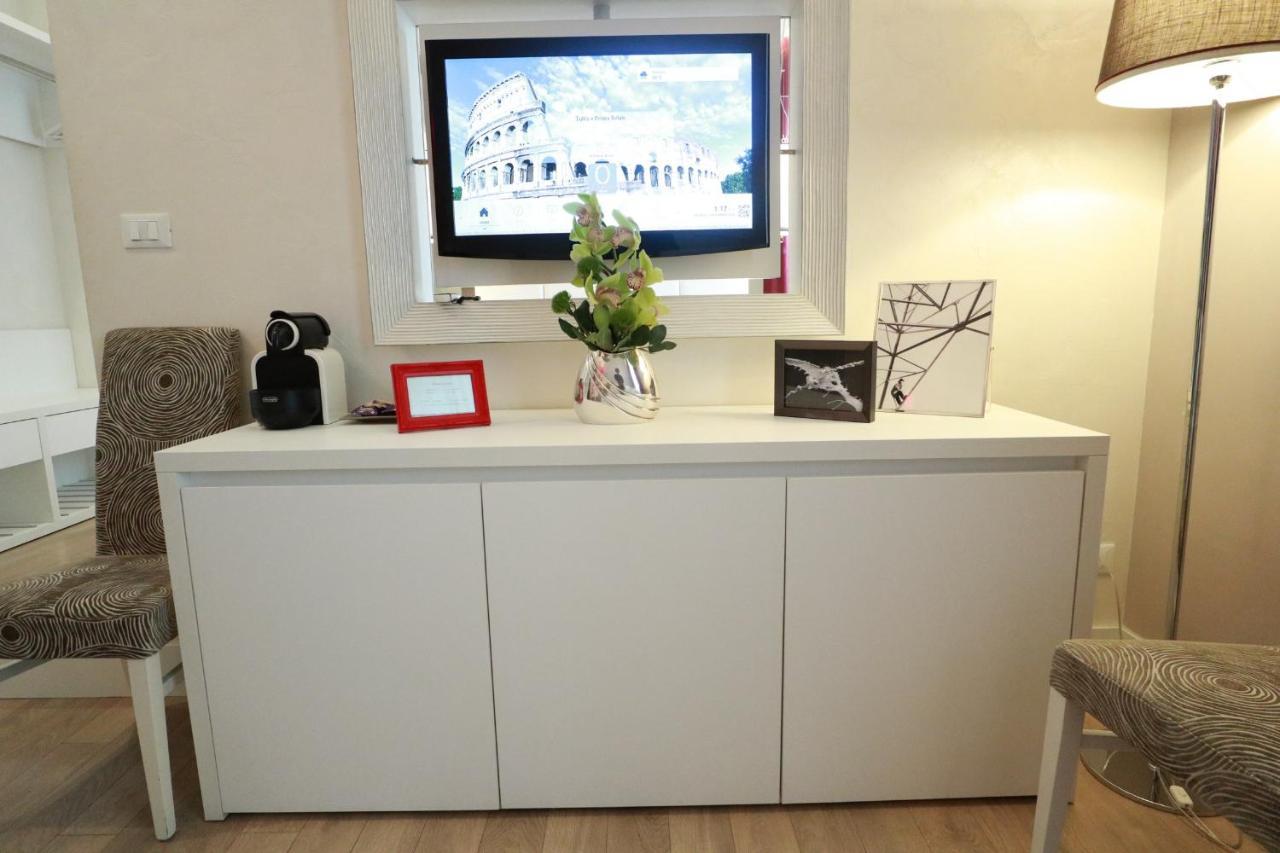 Tullia&Prisca Relais Hotel โรม ภายนอก รูปภาพ